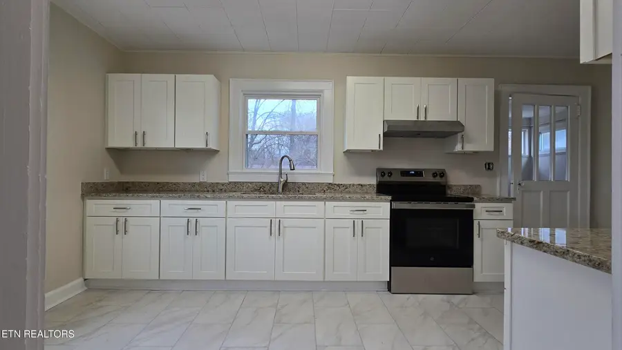 6108 Easton Rd, Knoxville, TN 37920 - Image #3