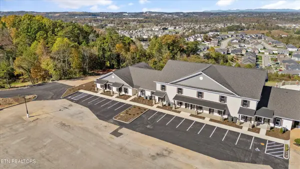 4411 Legends Way #C, Maryville, TN 37801