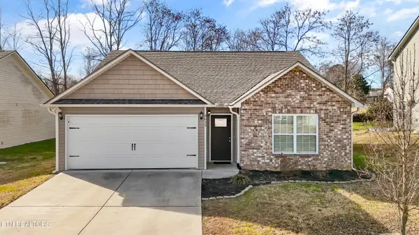 3633 Flowering Vine Way, Knoxville, TN 37917
