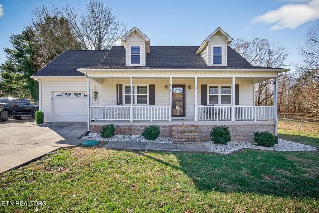 2921 S Deerhaven Drive, Cookeville, TN 38506 - Image #1