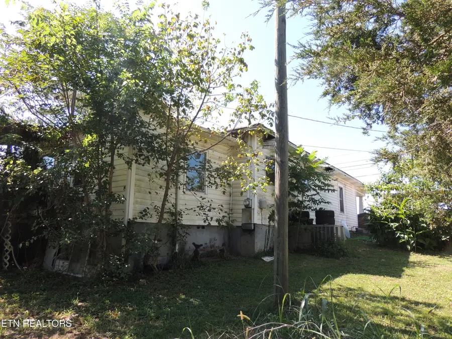 1612 Vermont Ave, Knoxville, TN 37921 - Image #3