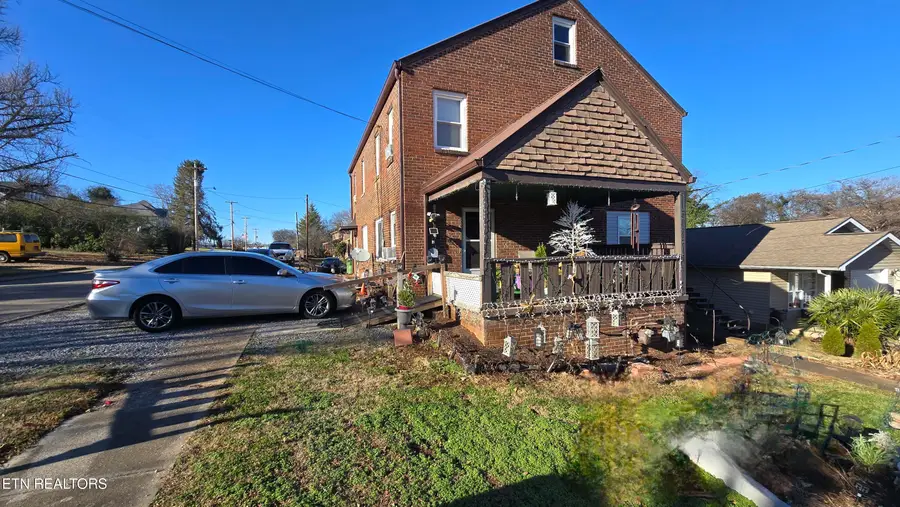 324-330 Cunningham St, Maryville, TN 37803 - Image #2