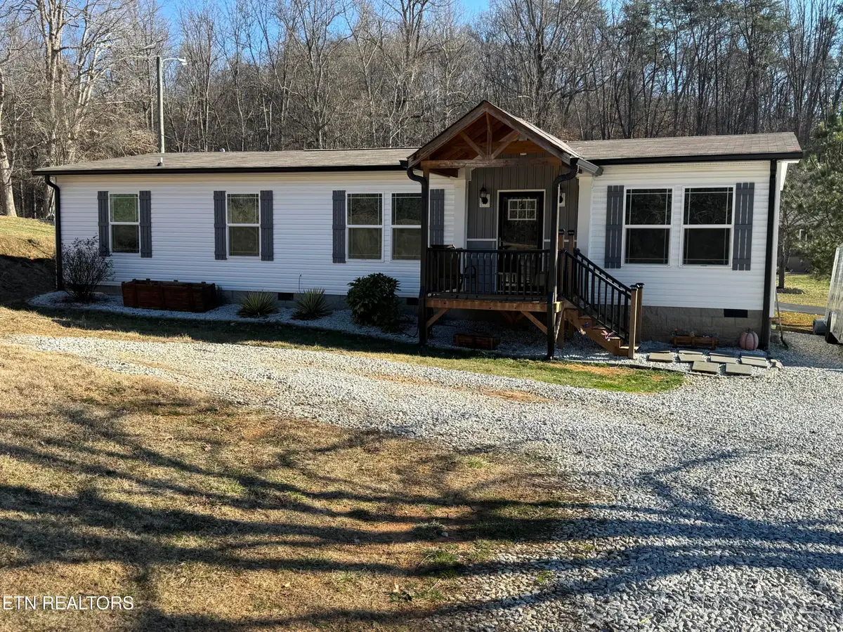 2837 Gobbler Rd, Strawberry Plains, TN 37871 - Image #1
