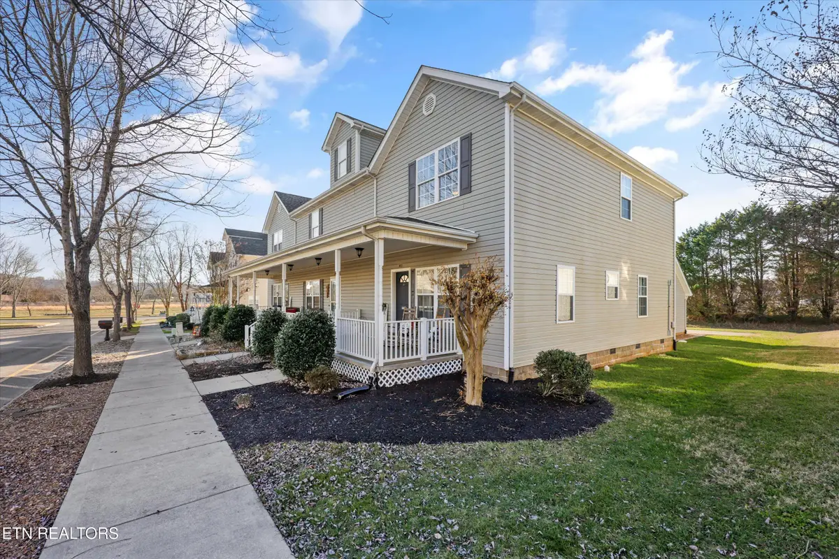 411 Ashbury Circle, Sweetwater, TN 37874 - Image #1