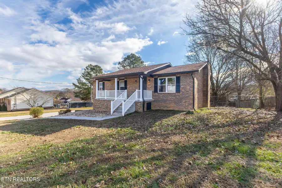 607 Devon St, Seymour, TN 37865 - Image #2