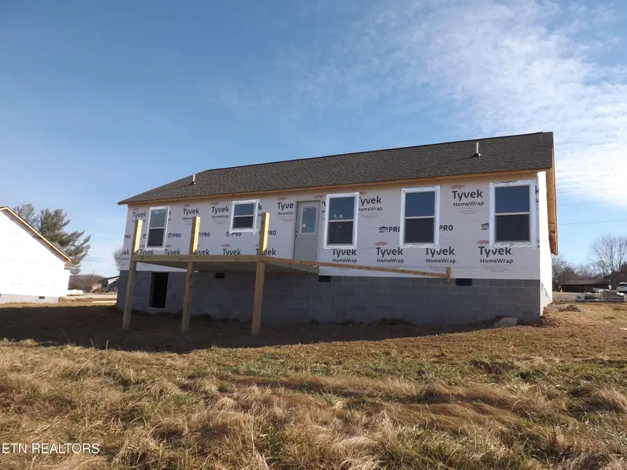 935 Shawanee Rd, Harrogate, TN 37752 - Image #3