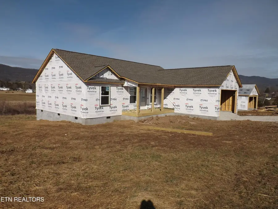 941 Shawanee Rd, Harrogate, TN 37752 - Image #2