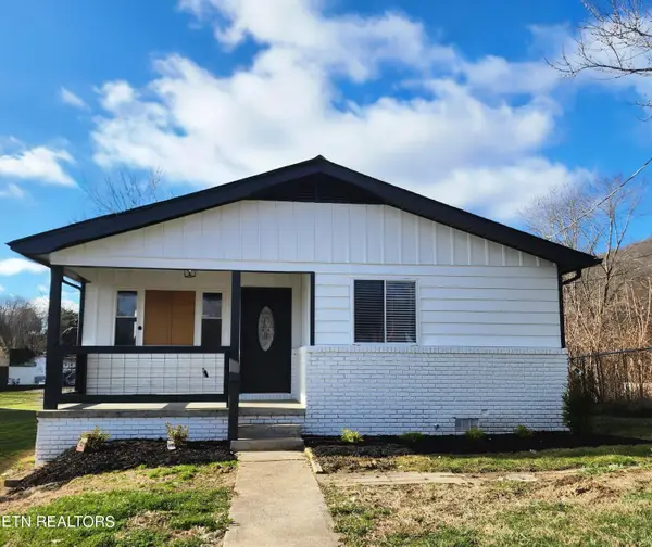 403 N 13th St, LaFollette, TN 37766