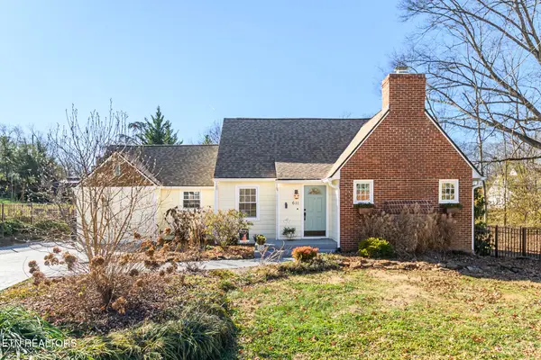 611 Kesterson Rd, Knoxville, TN 37918