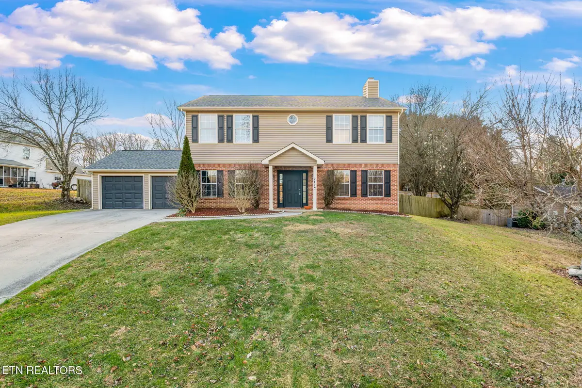 212 Fox Hunters Court, Powell, TN 37849 - Image #1