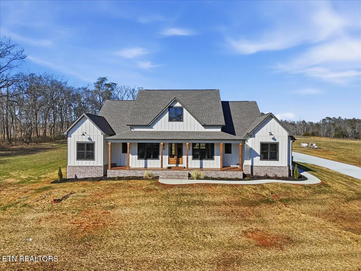 1241 Kellys View Drive, Greenback, TN 37742 - Image #1