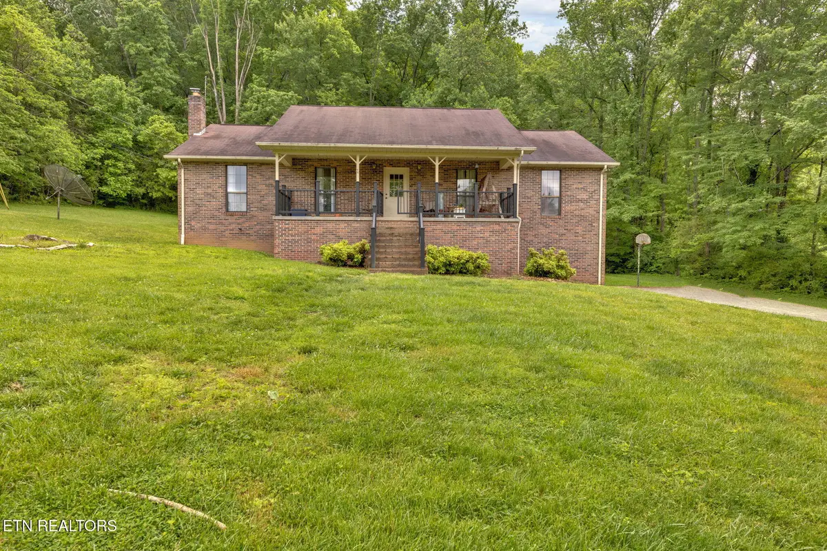 243 Bunch Lane, Clinton, TN 37716 - Image #1