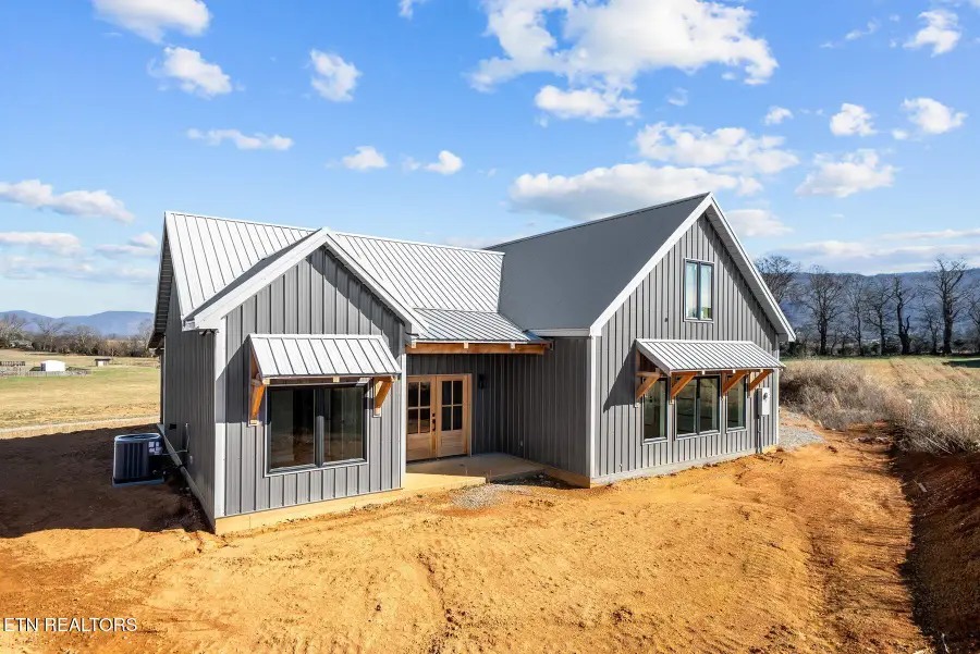 20136 Old State Highway 28, Pikeville, TN 37367 - Image #2