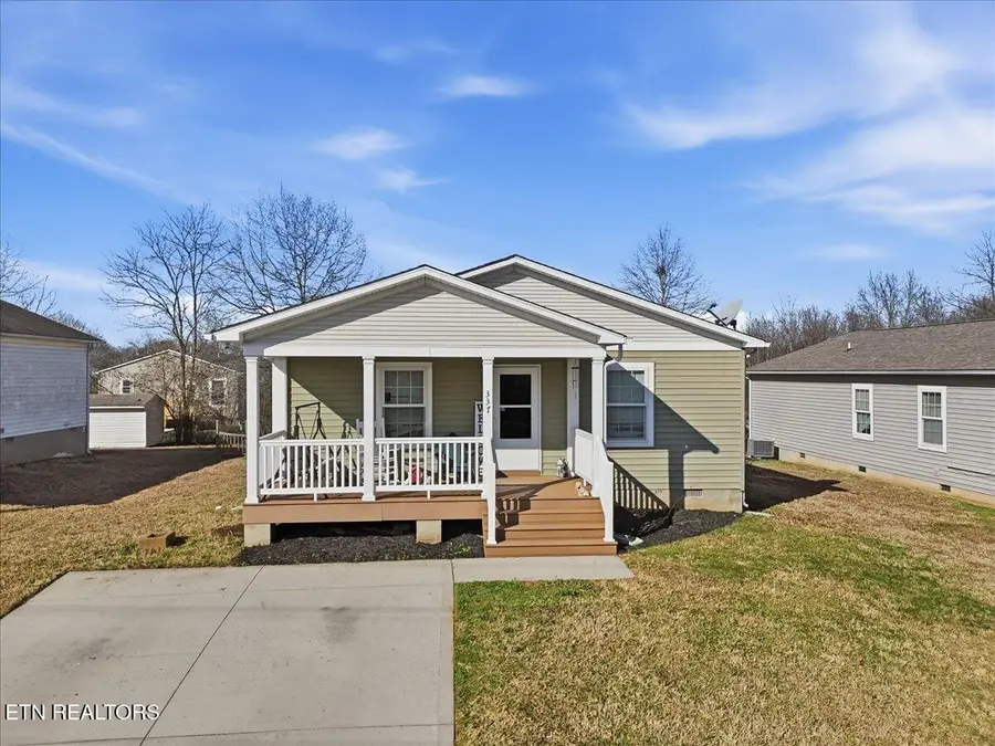 337 E Bell St, Alcoa, TN 37701 - Image #2