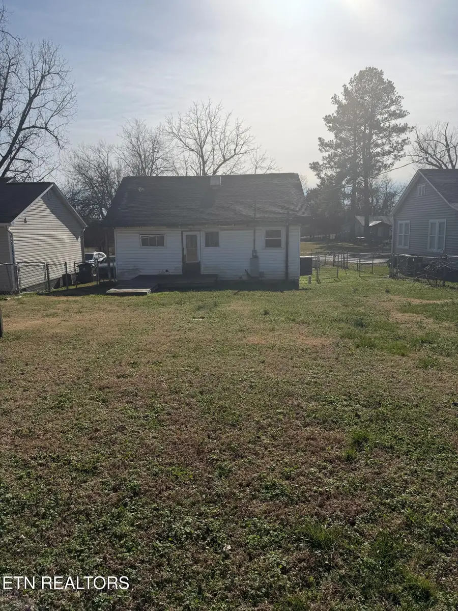 417 Atlantic Ave, Knoxville, TN 37917 - Image #3