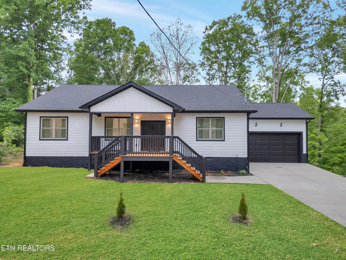 1395 Willow Creek Lane, Sevierville, TN 37876 - Image #1