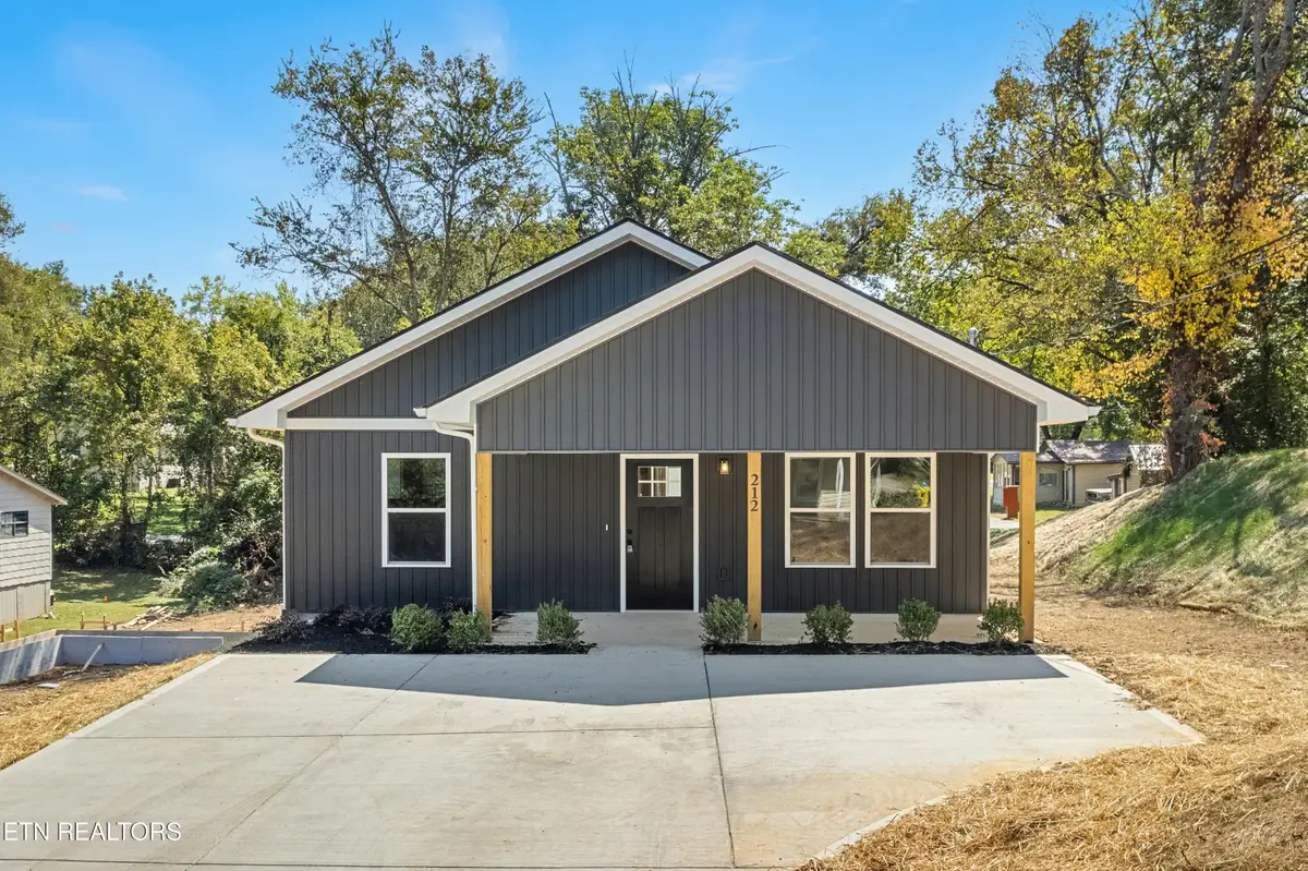 212 Avenue C, Knoxville, TN 37920 - Image #1