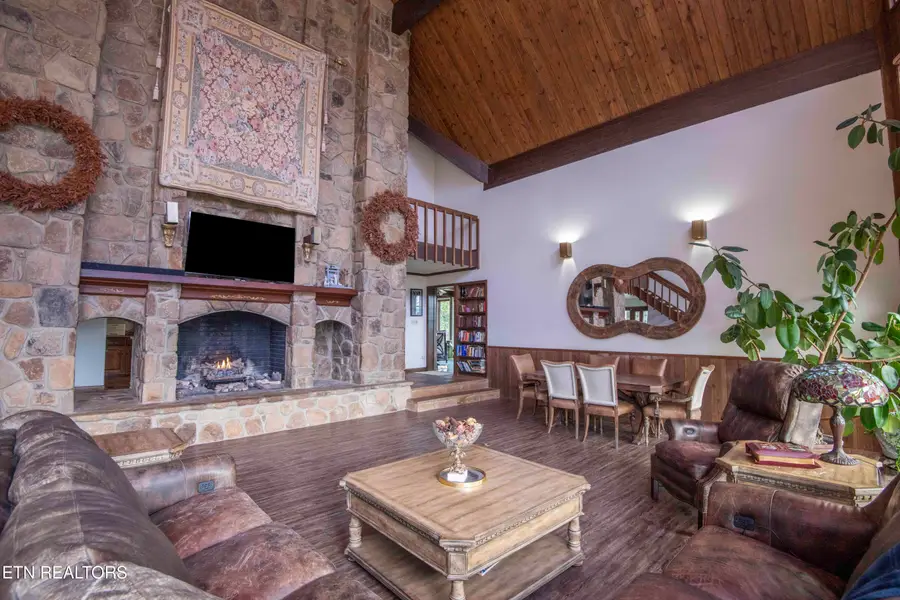 1006 Foxdale Drive, Maryville, TN 37803 - Image #2