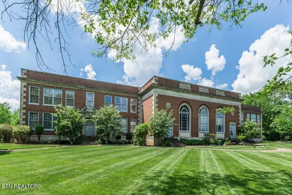 523 Bertrand St #305, Knoxville, TN 37917