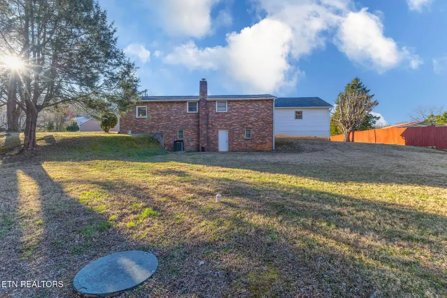 264 Mckinney Rd, Harriman, TN 37748 - Image #2
