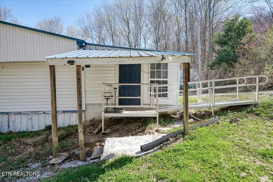 618 Old Baker Mtn Rd, Spencer, TN 38585 - Image #2