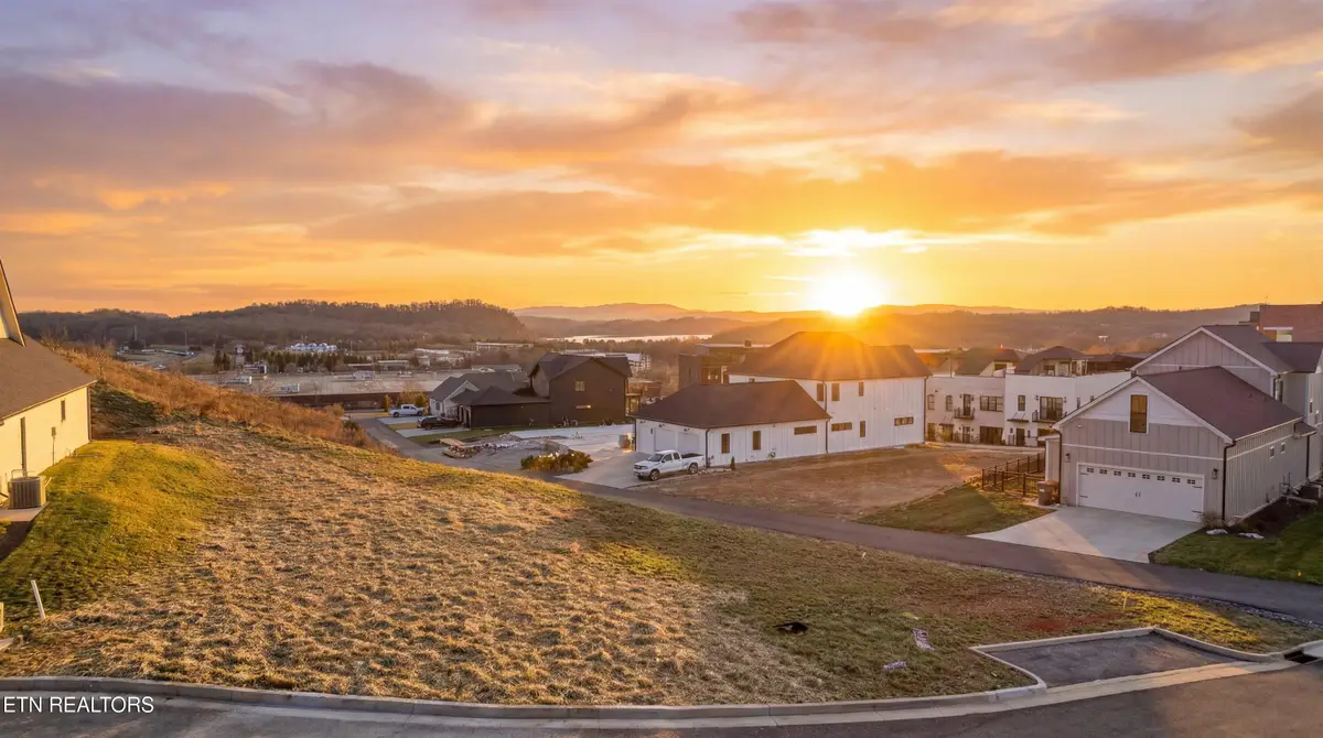 9326 Chimney Top Lane, Knoxville, TN 37922 - Image #1