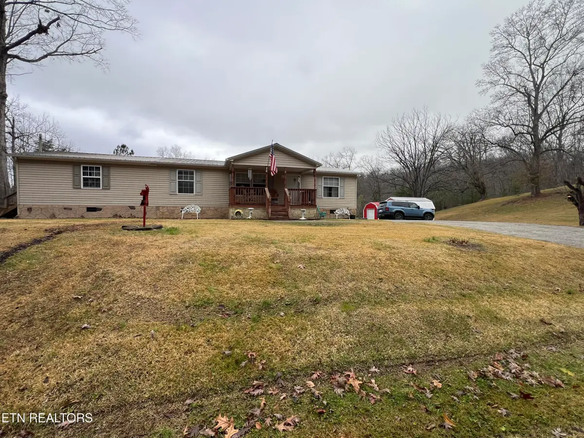134 Chapman Lane, Jacksboro, TN 37757 - Image #1