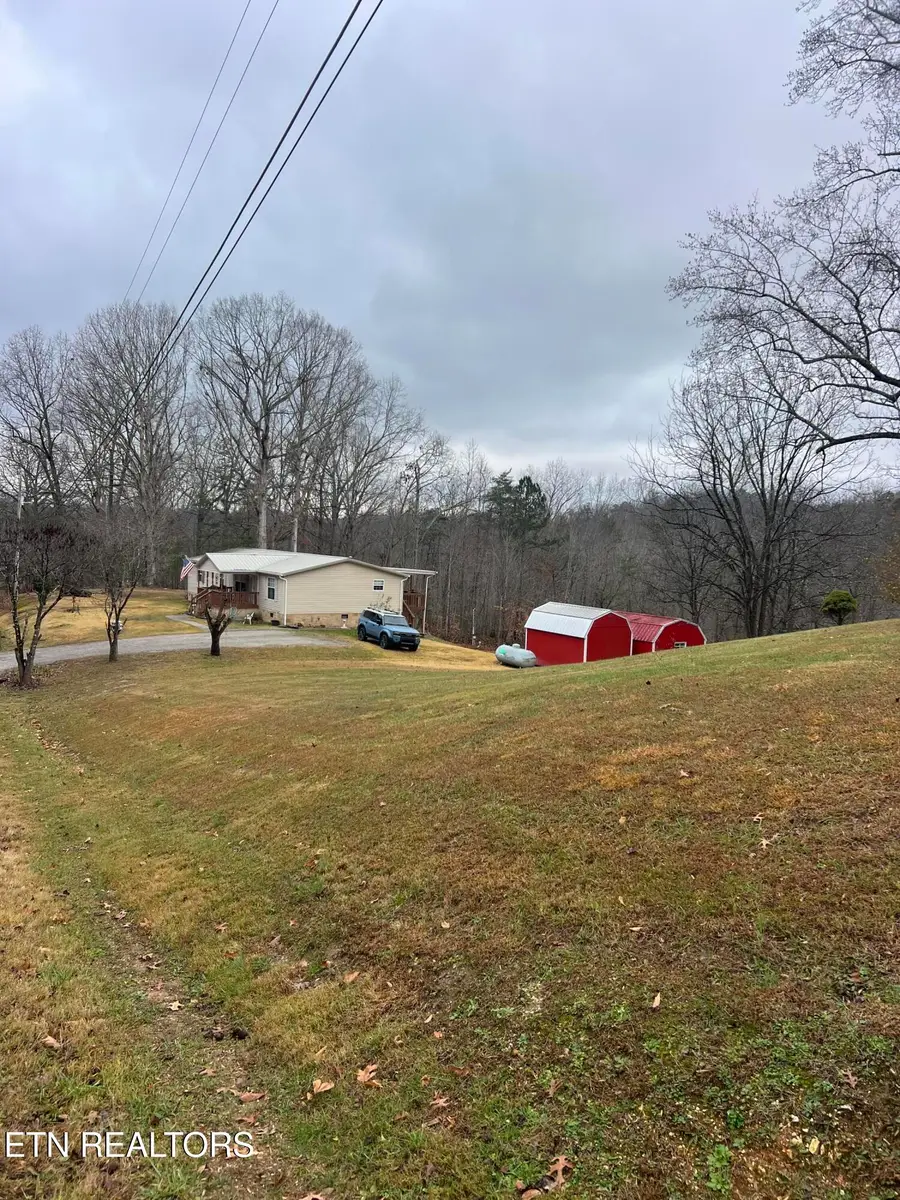 134 Chapman Lane, Jacksboro, TN 37757 - Image #2