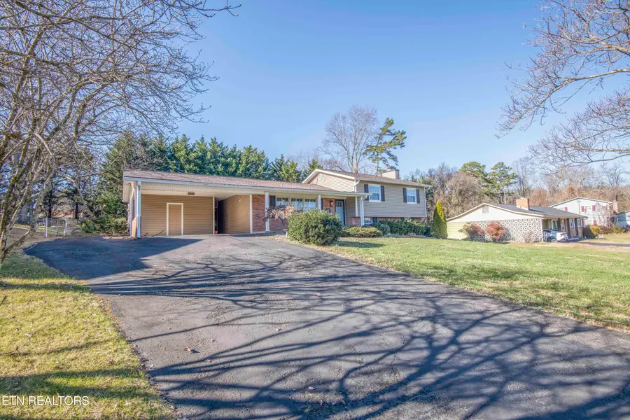 3729 Cherrylog Rd, Knoxville, TN 37921 - Image #3