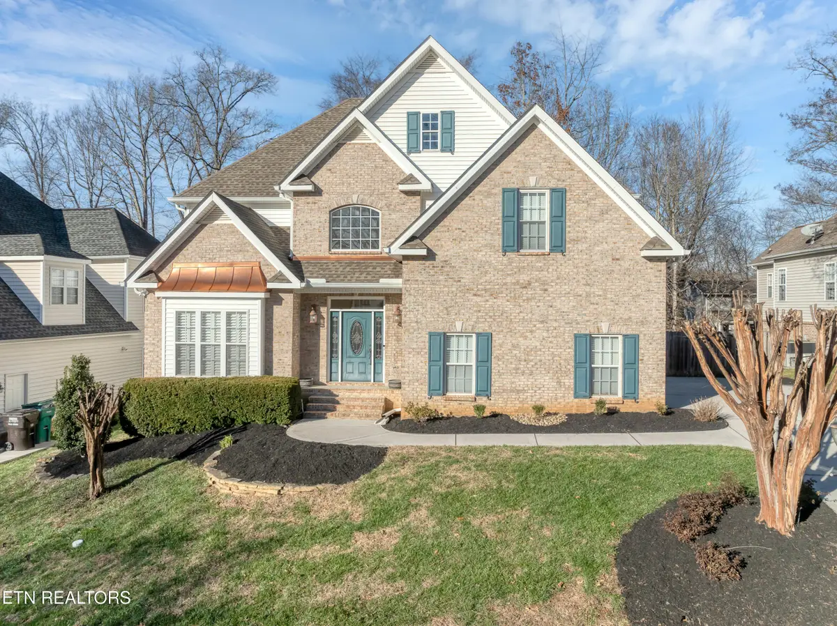 8833 Ebenezer Oaks Lane, Knoxville, TN 37922 - Image #1