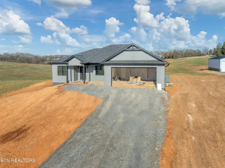 888 Baileys Rd, Greenback, TN 37742 - Image #2