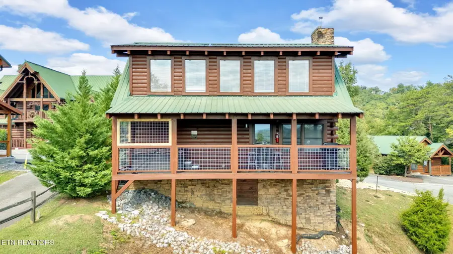 3301 Kestrel Way, Pigeon Forge, TN 37863 - Image #2