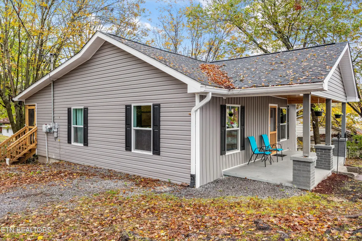 1305 N Jackson St, Athens, TN 37303 - Image #1