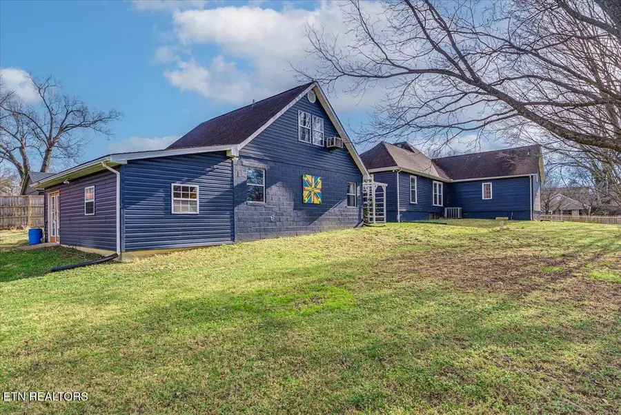 2221 Adair Ave, Knoxville, TN 37917 - Image #3