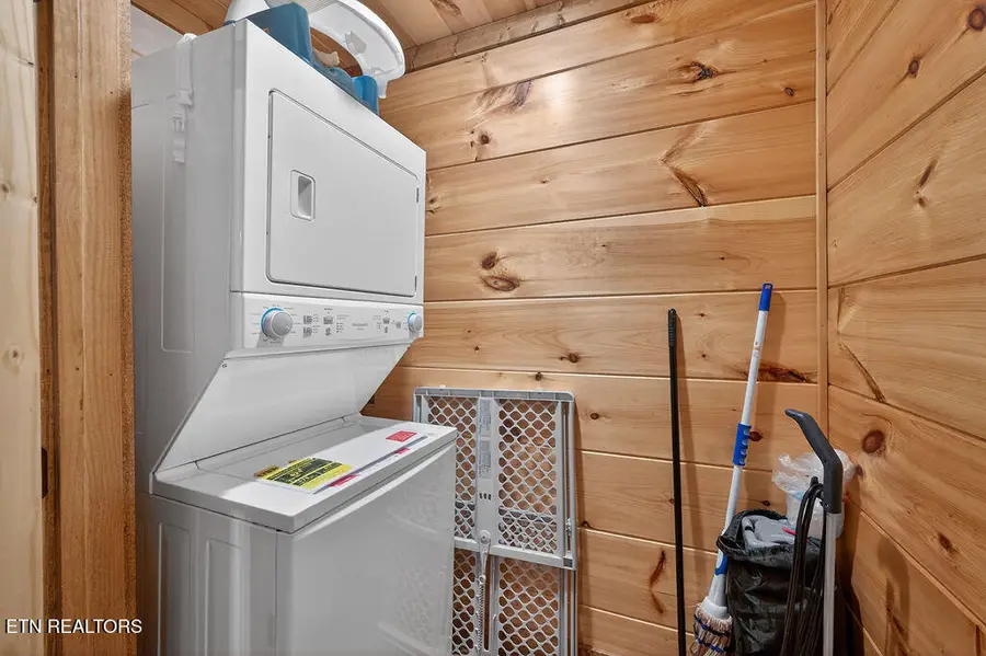 307 Sterling Drive, Gatlinburg, TN 37738 - Image #3