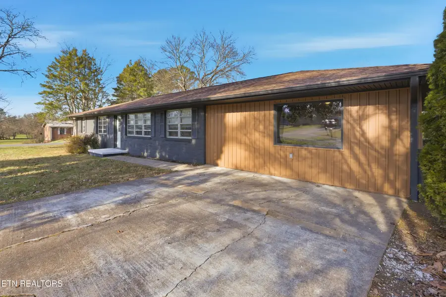 3801 NE Devon Drive, Knoxville, TN 37918 - Image #3