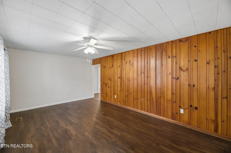 400 N G St, Lenoir City, TN 37771 - Image #3