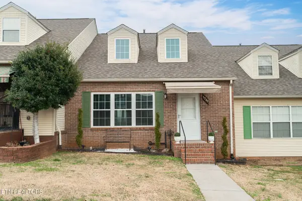 1733 S Odell Rd, Maryville, TN 37801