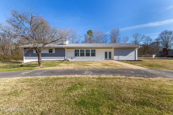 940 Riley Drive, Lenoir City, TN 37771