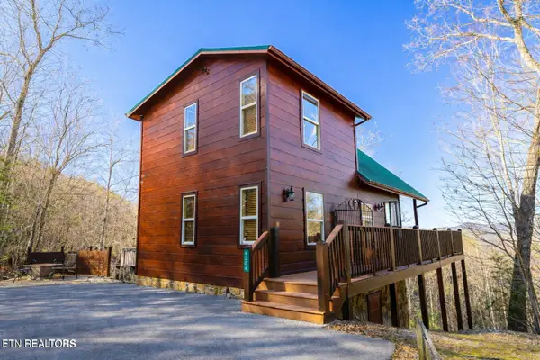 4204 Round Top Way, Sevierville, TN 37862