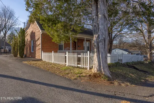 110 S Kilgore Street, Athens, TN 37303