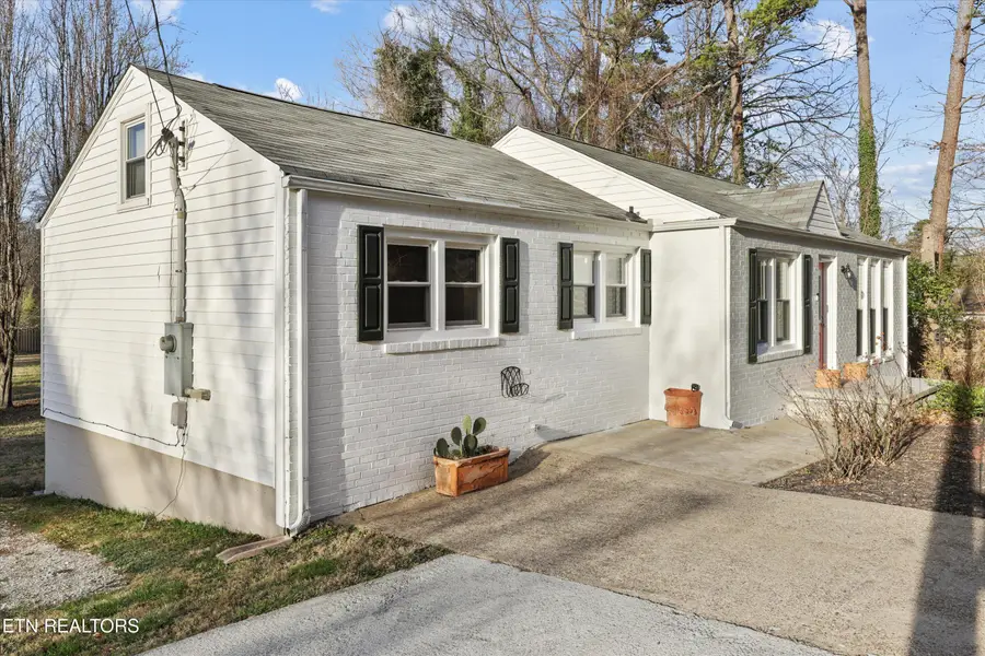 7915 Westland Drive, Knoxville, TN 37919 - Image #2