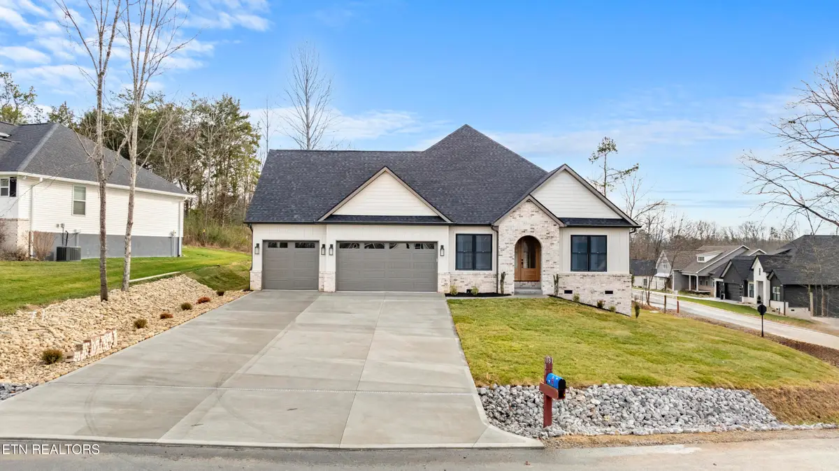 178 Elokwa Way, Loudon, TN 37774 - Image #1