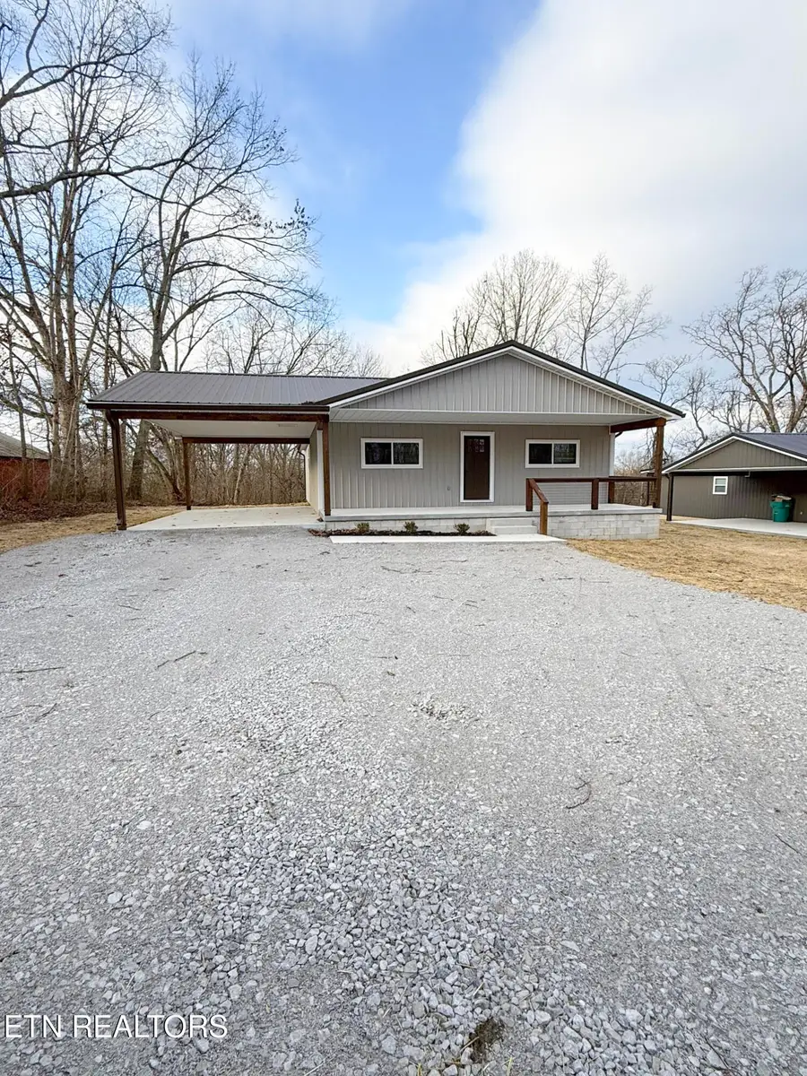 484 Wells Rd, Crossville, TN 38555 - Image #2