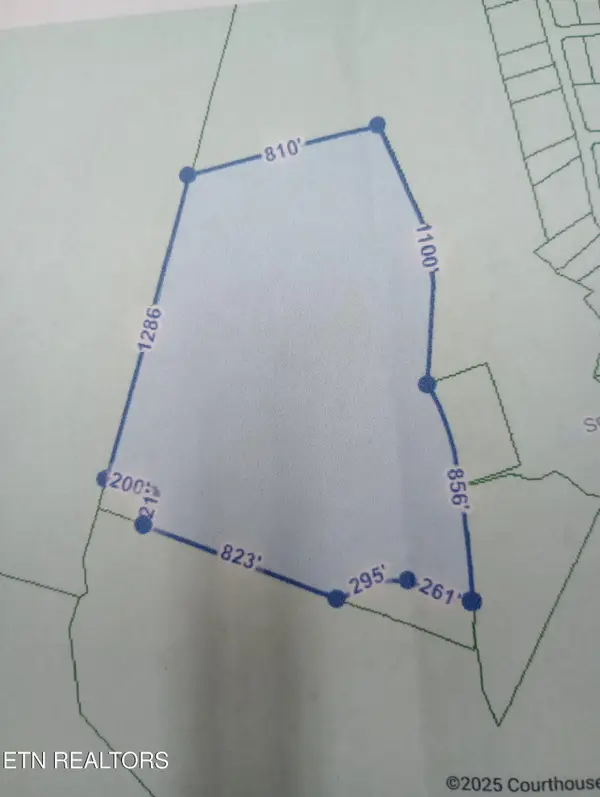 Allen Burgess Rd, Crossville, TN 38572