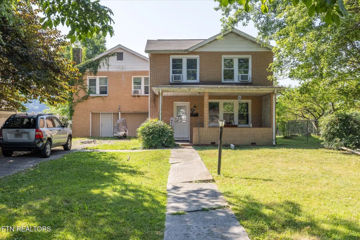 722 Sewanee St, Harriman, TN 37748 - #1