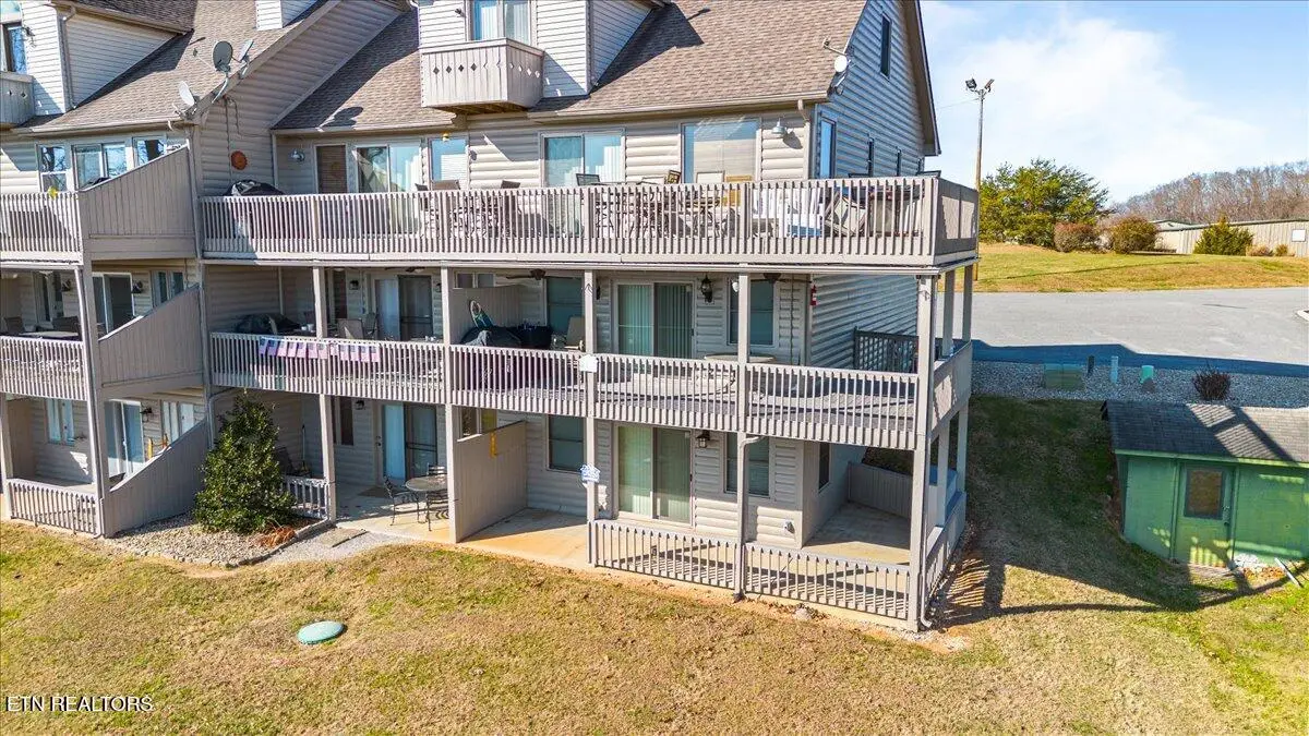 470 Deerfield Landiing Rd #8C, Lafollette, TN 37766 - Image #1