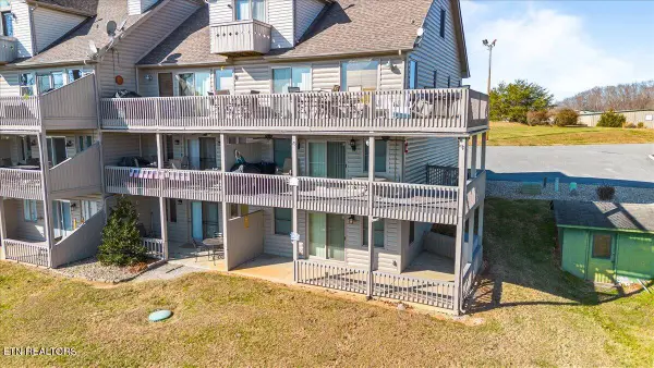 470 Deerfield Landiing Rd #8C, LaFollette, TN 37766