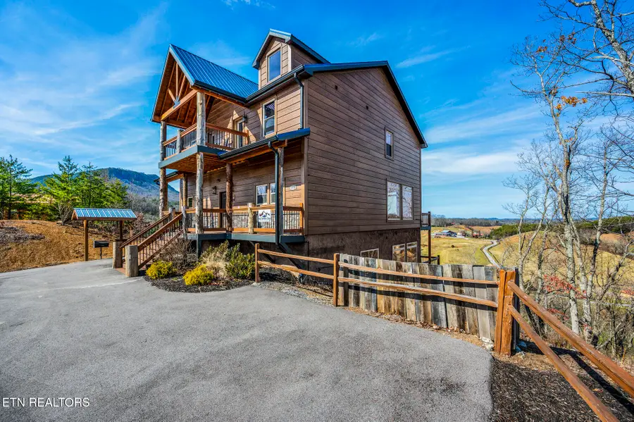 1490 Sleepy Valley Lane Lane, Sevierville, TN 37876 - #3