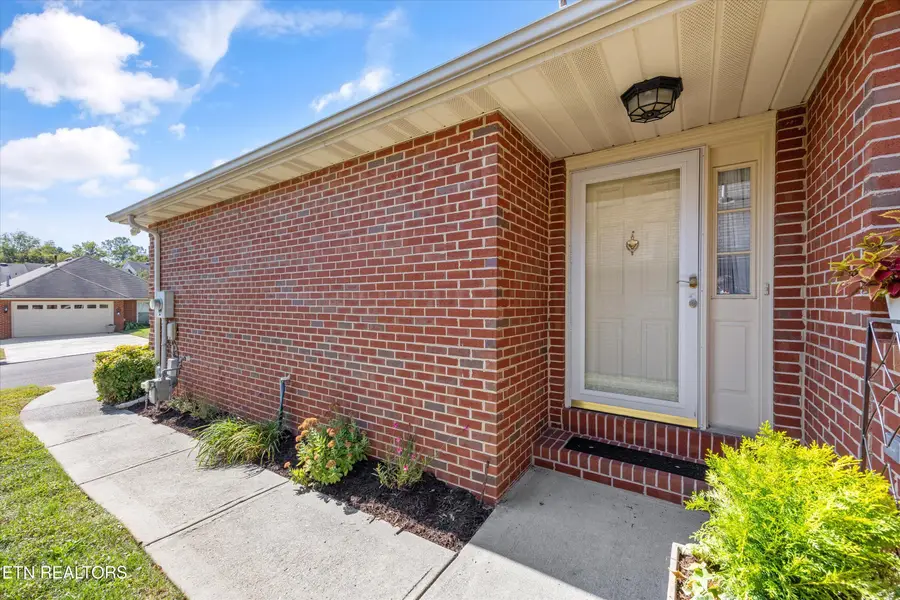 424 Creekview Lane, Knoxville, TN 37923 - Image #3